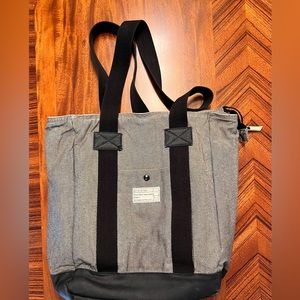 Modern HEX laptop shoulder bag